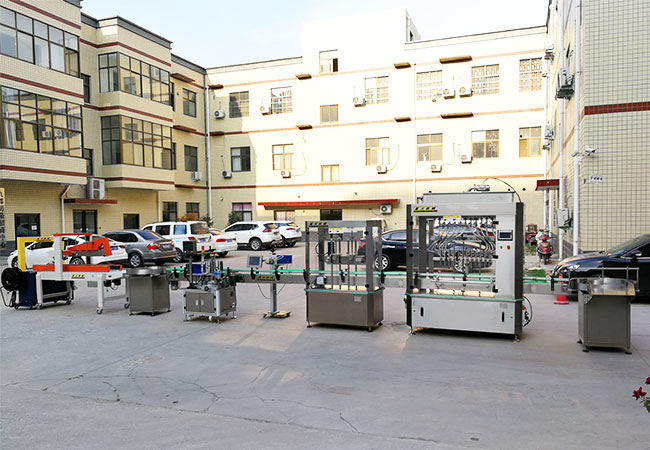 全自動(dòng)灌裝機(jī)生產(chǎn)線價(jià)格，專業(yè)生產(chǎn)，質(zhì)量保障(圖2)